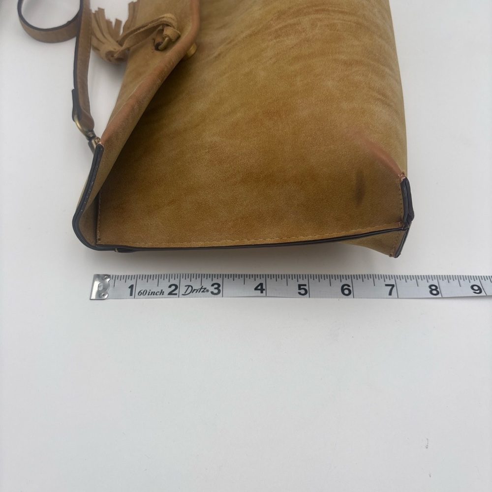 Street Level Tan Clutch - Picture 11 of 13